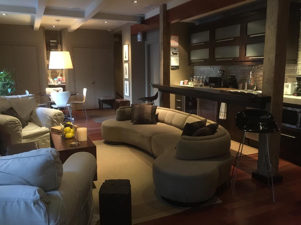 Sir Montcalm Gite B&B มอนทรีอัล ภายนอก รูปภาพ