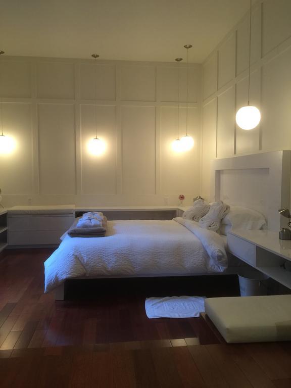 Sir Montcalm Gite B&B มอนทรีอัล ภายนอก รูปภาพ