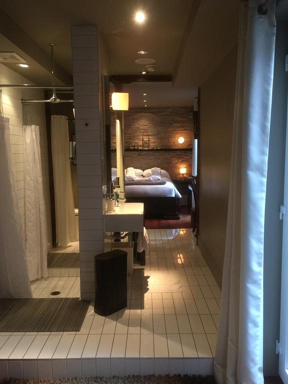 Sir Montcalm Gite B&B มอนทรีอัล ภายนอก รูปภาพ