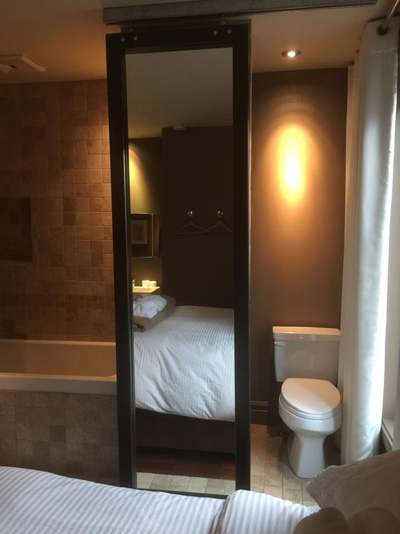 Sir Montcalm Gite B&B มอนทรีอัล ภายนอก รูปภาพ